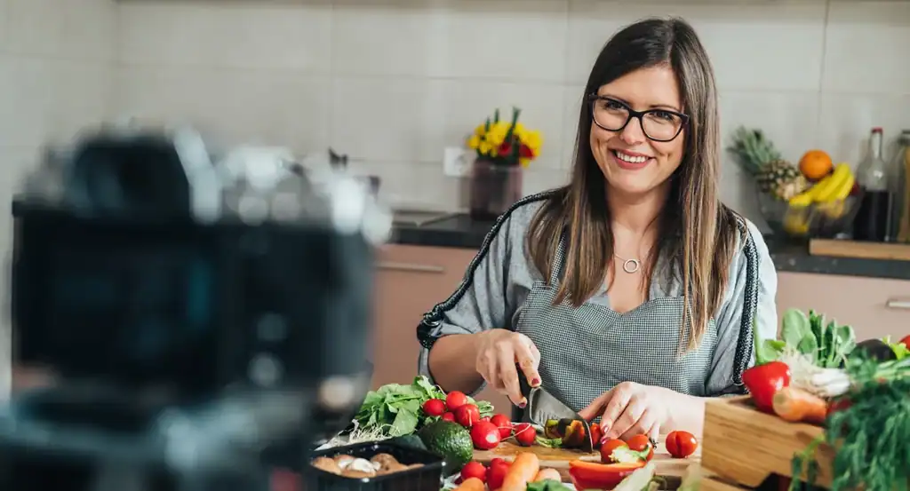 1. How To Demonstrations and Live Tutorials